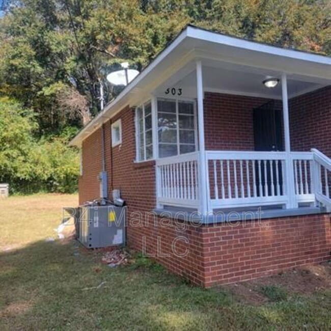 Building Photo - 303 Butler St