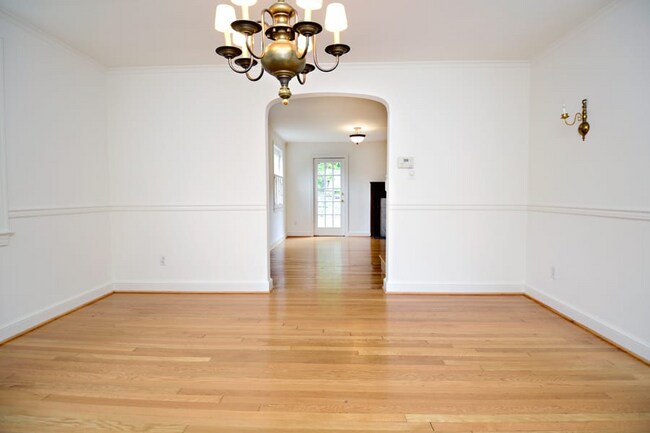 Building Photo - 1600 Foxhall Rd NW