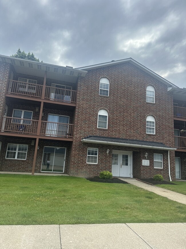 Building Photo - 1150 Tollis Pkwy