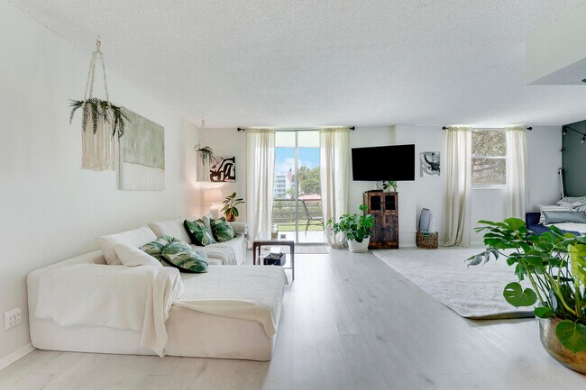 Foto del edificio - 299 NW 52nd Terrace