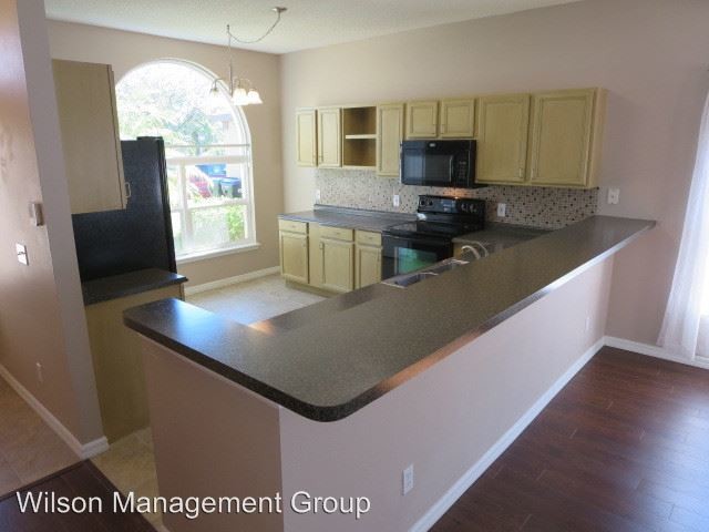 Building Photo - 346 Woodbury Pines Cir