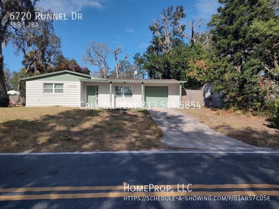 Primary Photo - New Port Richey Chic: 3BR Home with Modern...