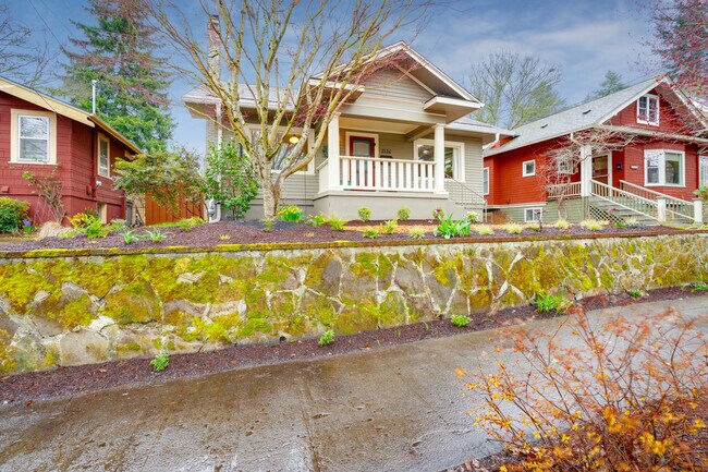 Building Photo - 2126 NE 50th Ave
