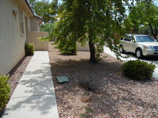 Foto del edificio - Single Story, 3 bedroom in Peccole Ranch!