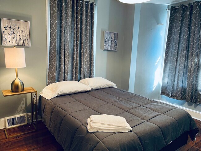 Foto del edificio - 323 N 19th St