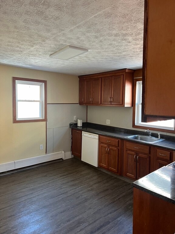 6 Chandler Ave Unit 1, Taunton, MA 02780 Room for Rent in Taunton, MA