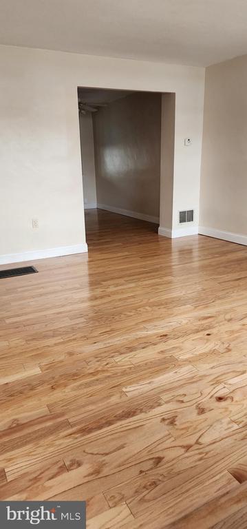 Foto del edificio - 311 Old Riverside Rd