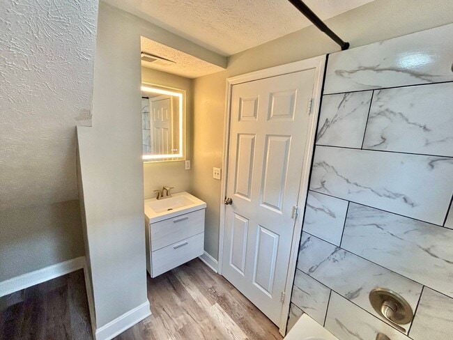 Photo - 1206 S Preston St Apartment