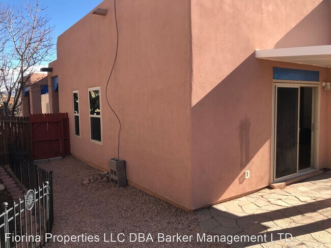 Building Photo - 3 br, 2 bath House - 4804 Solecito Circle