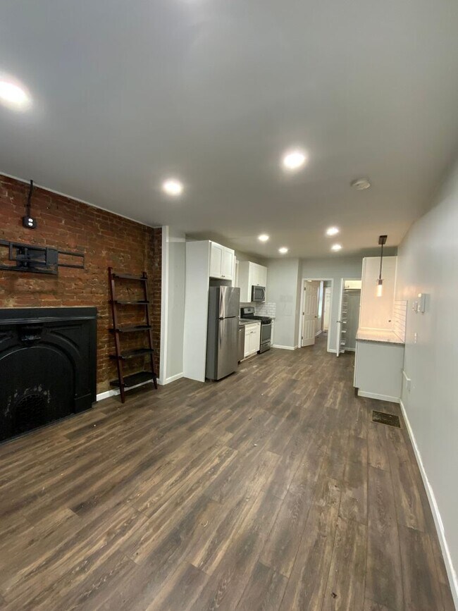 Foto del edificio - 236 E Ross St