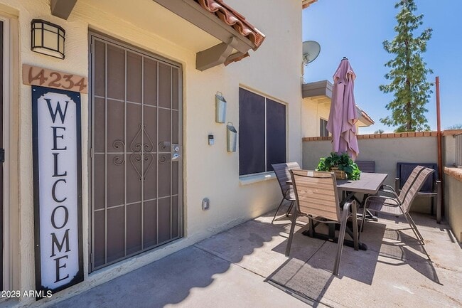 Foto del edificio - 14234 N Oakwood Ln