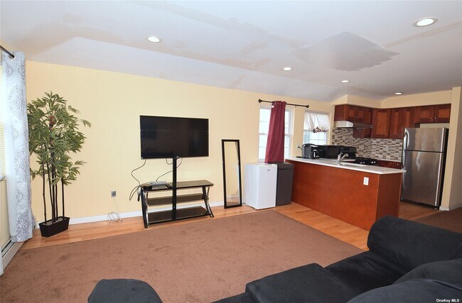 Foto del edificio - 145-35 123rd Ave