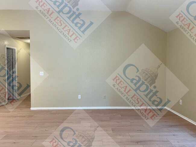 Building Photo - Home Sweet Home- Move In Special!!!!