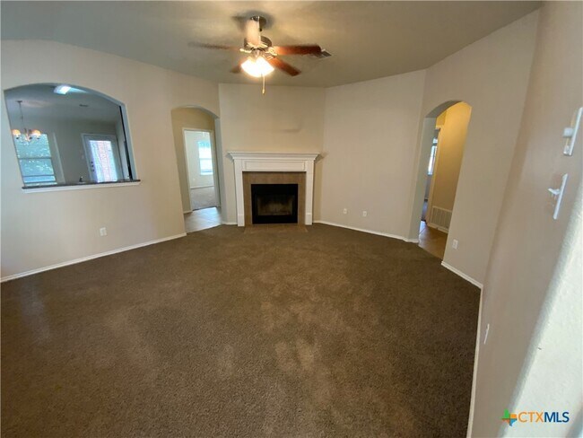 Building Photo - 5911 Hopkins Dr
