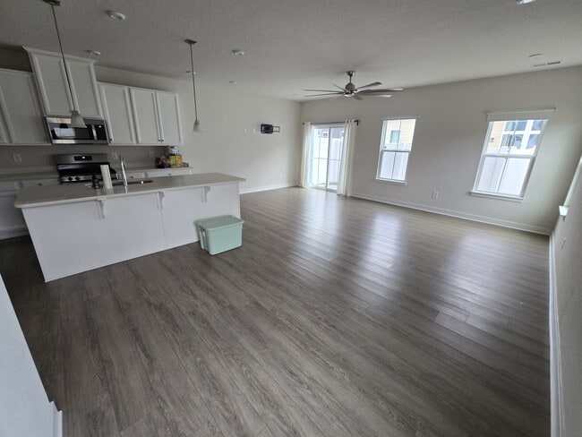 Photo - 1609 Whistling Rd Townhome