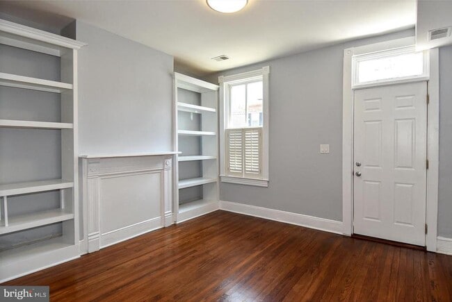 Building Photo - 518 N Patrick St