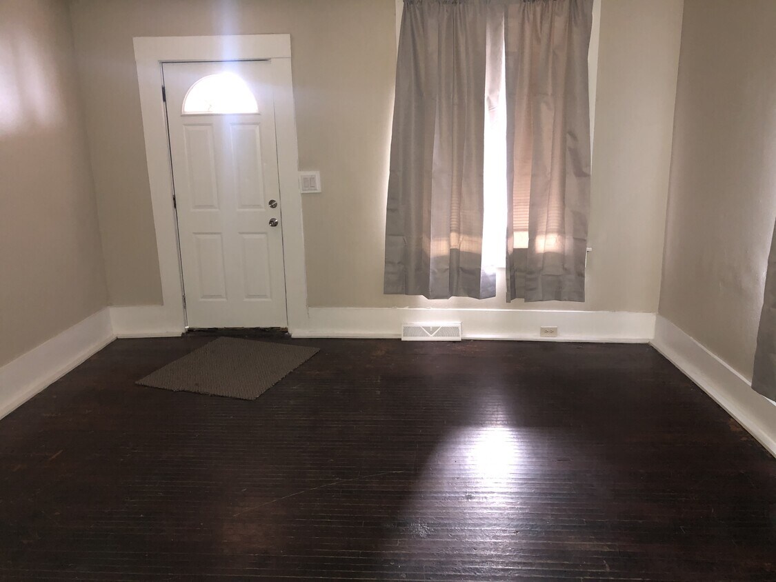 Foto principal - 675 Jefferson St