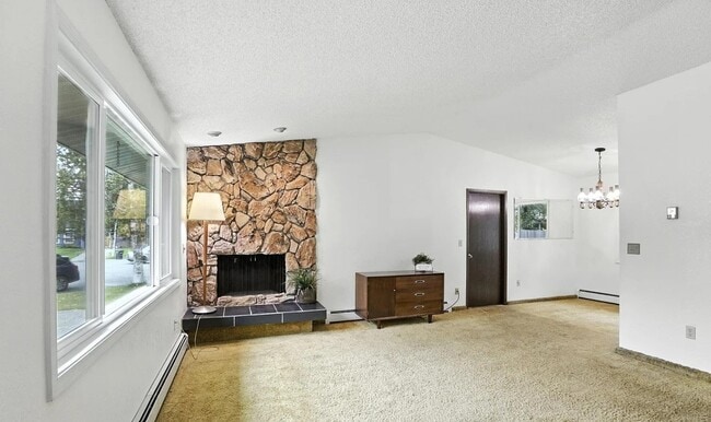 Building Photo - 2319 Success Dr