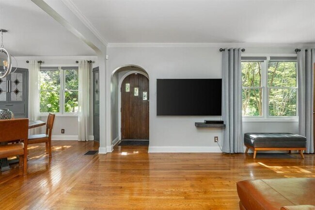 Foto del edificio - 168 Garland Ave