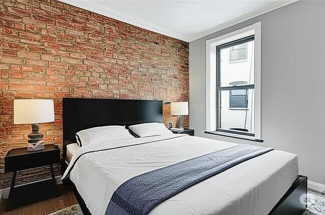 Foto del edificio - 314 E 106th St