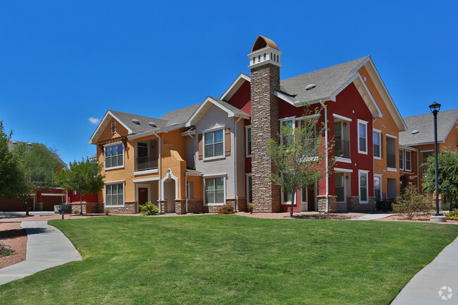 Building Photo - The Reserve at Sandstone Ranch