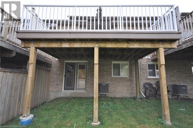 Building Photo - 294 Briarmeadow Dr