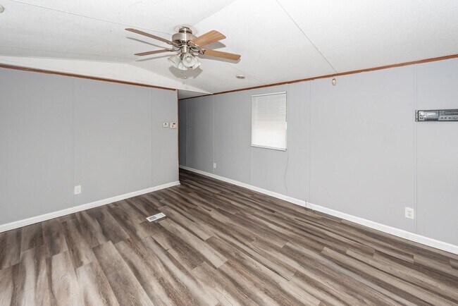 Foto del edificio - 2 Bedroom, 1 Bathroom Home in Charleston Farms - North Charleston