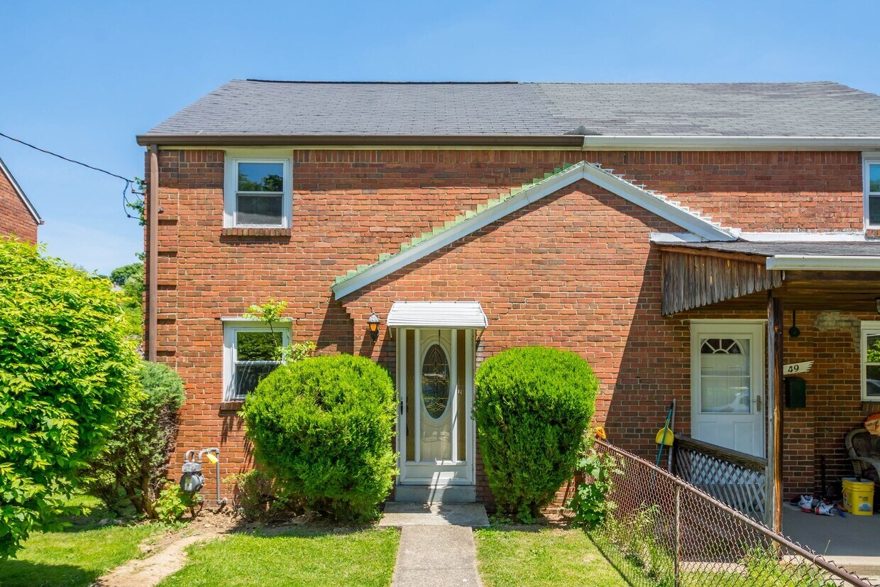 Foto principal - AVAILABLE OCT 1ST! DON'T MISS THIS RENOVAT...