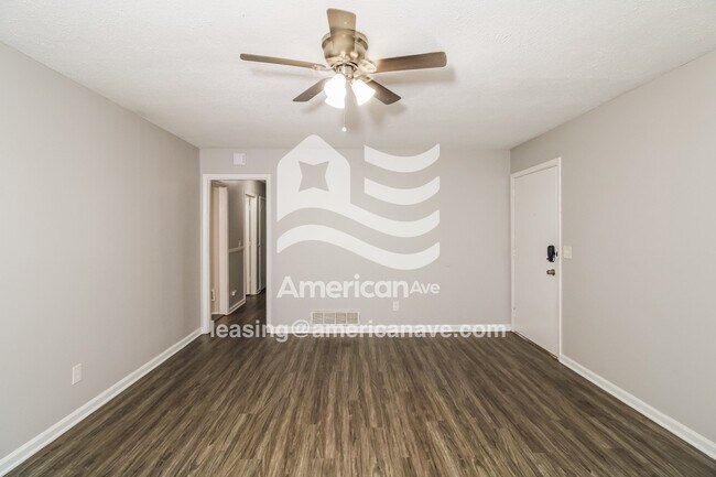 Building Photo - 194 Waterford Dr