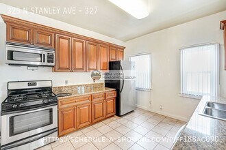 Building Photo - 325 N Stanley Ave