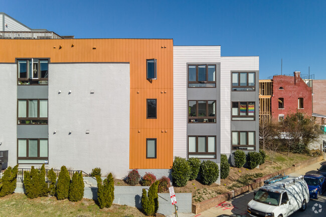 Foto del edificio - Park Road Apartment Homes