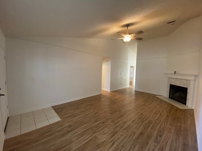 Living Room - 2912 Gulfwind Dr W