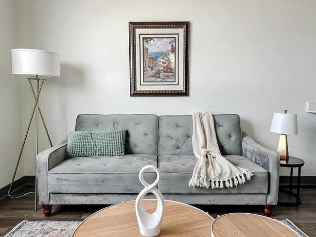 Building Photo - 1261 8th St