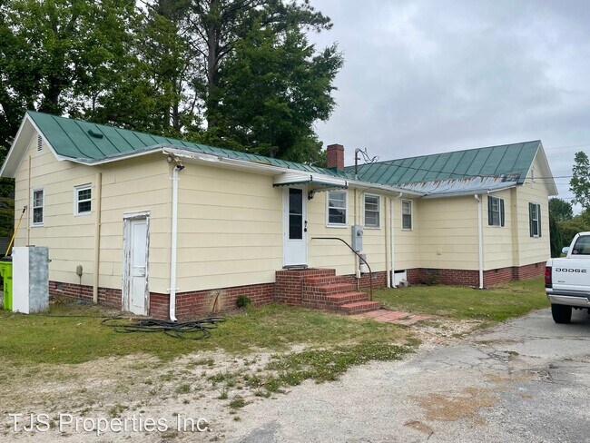 Building Photo - 3 br, 2 bath House - 408 S Main Street