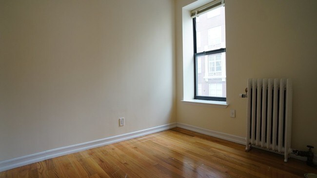 Foto del edificio - 150 E 87th St