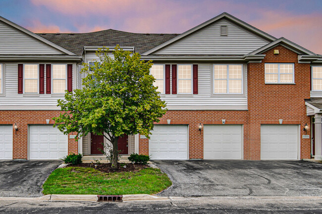 Building Photo - 10205 Mulberry Ln