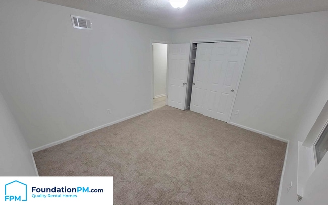 Building Photo - 4775 Royal Elm Cove