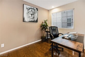 Building Photo - 9065 Hanging Tapestry Ct