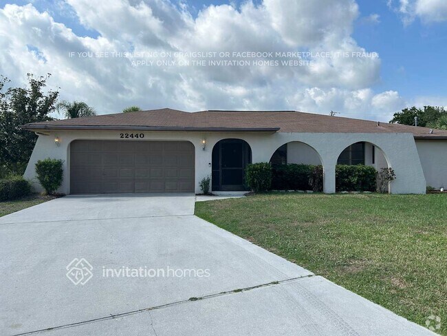 Building Photo - 22440 Tennyson Ave