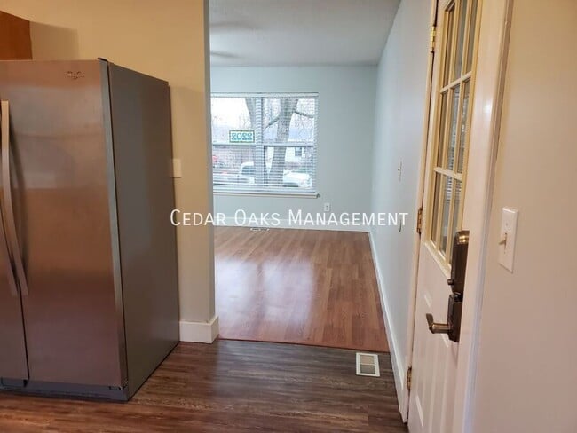 Foto del edificio - 2202 Dogwood Pl