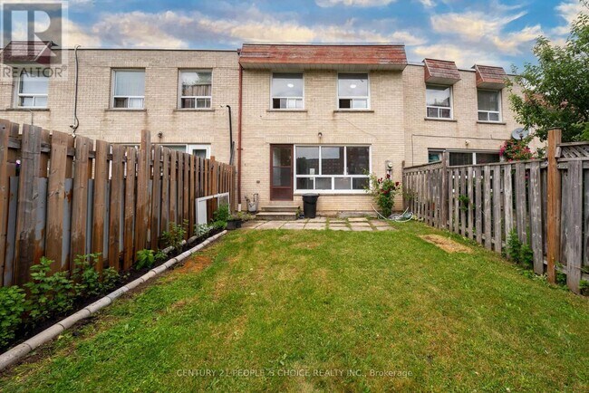 Photo du bâtiment - 7440 Goreway Dr