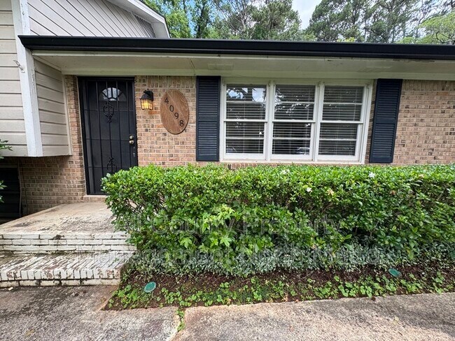 Building Photo - 4098 Idlevale Dr