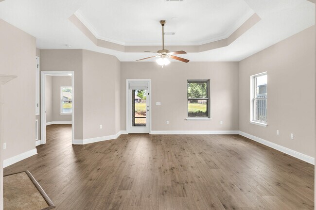 Building Photo - 36 Dickens Dr