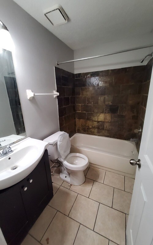 Foto del edificio - 3496 Newberry Ln