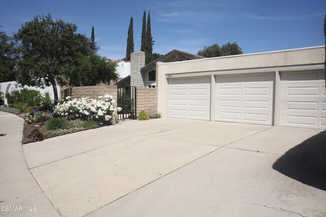 Foto del edificio - 4518 Henley Ct