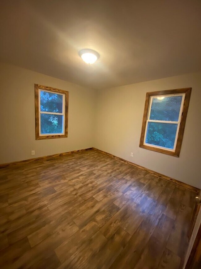 Foto del edificio - 784 Rose Ct