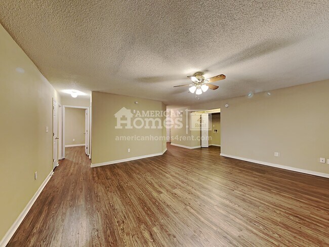 Building Photo - 1331 Brompton Lane