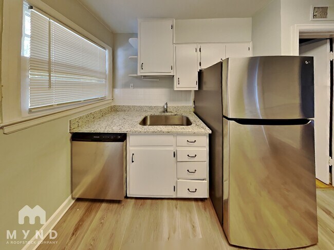 Foto del edificio - 4702 Chip Rd