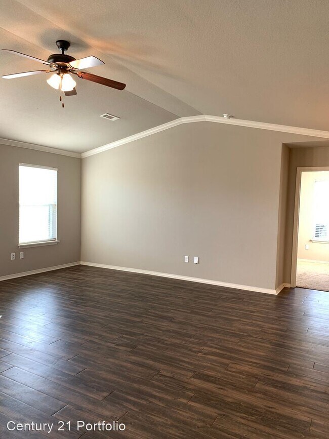 Foto del edificio - 3 br, 2 bath House - 2411 Jude CT