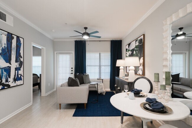 Building Photo - The JaXon